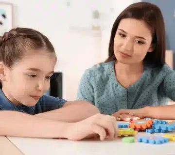 نشانه های اوتیسم ، نشانه های اتیسم ؛ اتیسم ، اوتیسم ، کودک اوتیسم ، کودک اتیسم