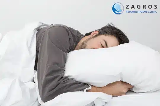 اهمیت خواب ، مشکلات خواب ، اثر عادات غذایی و خواب روی صدای شما ، تاثیر خواب بر صدا ، صدا سازی
